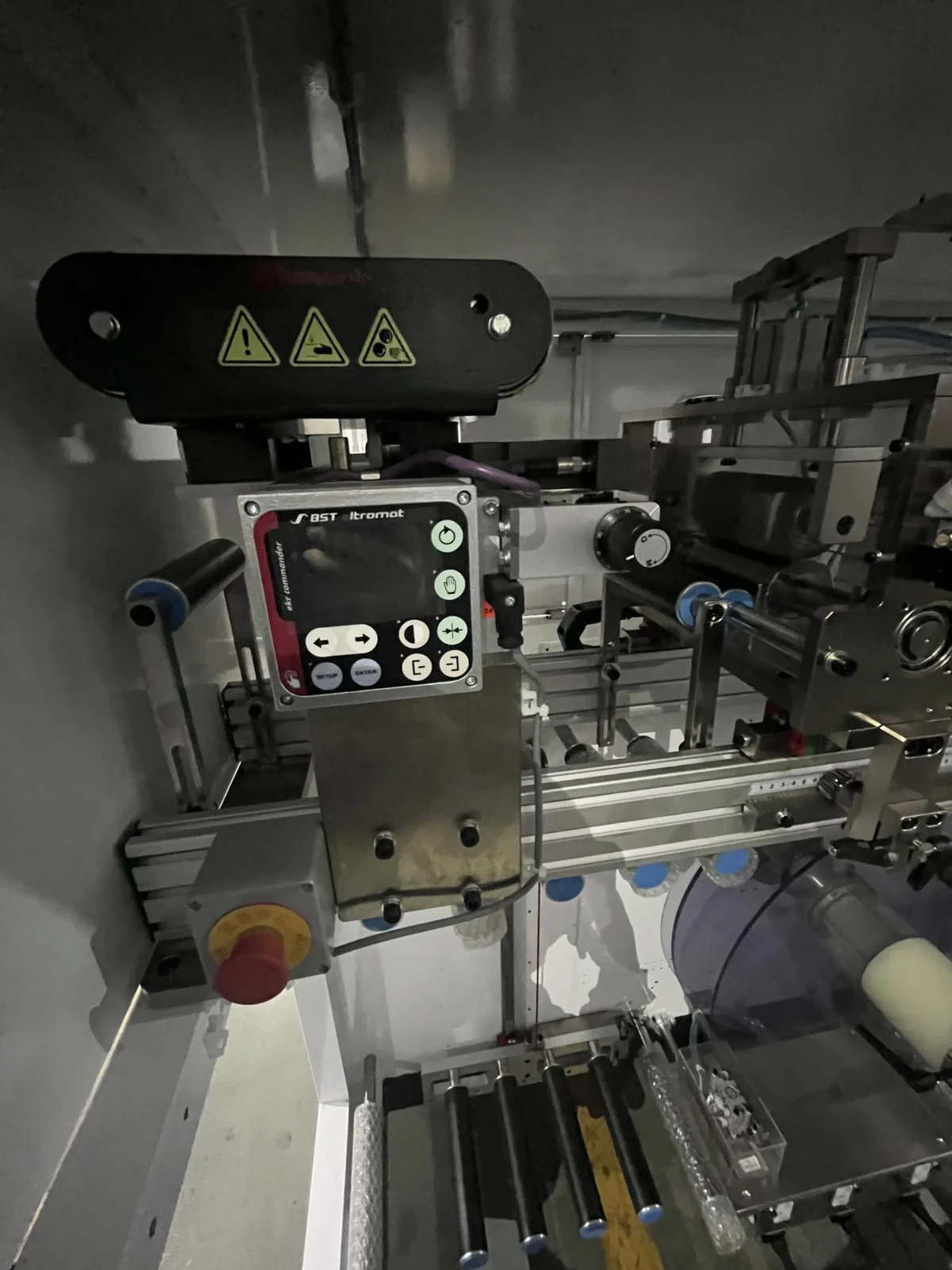 Adult Diaper Packing Machine | Full Servo Automatic Packaging | Welldone